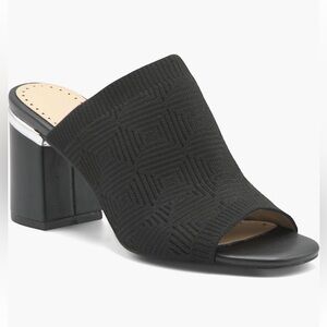 Adrienne Vittadini Black Open-Toe Sandals